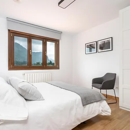 Casa Otero En Chalet Camango