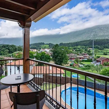 Casa Otero En * Camango