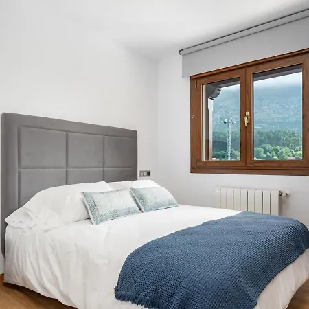 Chalet Casa Otero En *