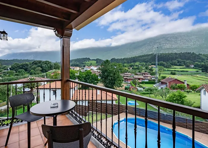 Casa Otero En * Camango